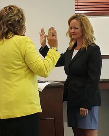 Councilwoman Jan Rodusky swearing in